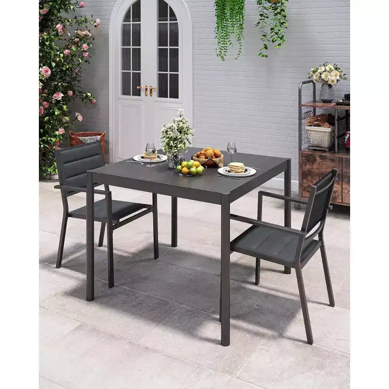 Gartentisch für 4/6 Personen, Aluminium-Terrassentisch für draußen mit rostfreiem Stahlgestell, robuster Gartenmöbel-Tisch mit 350Lbs Tragkraft, wartungsfrei, Schwarz